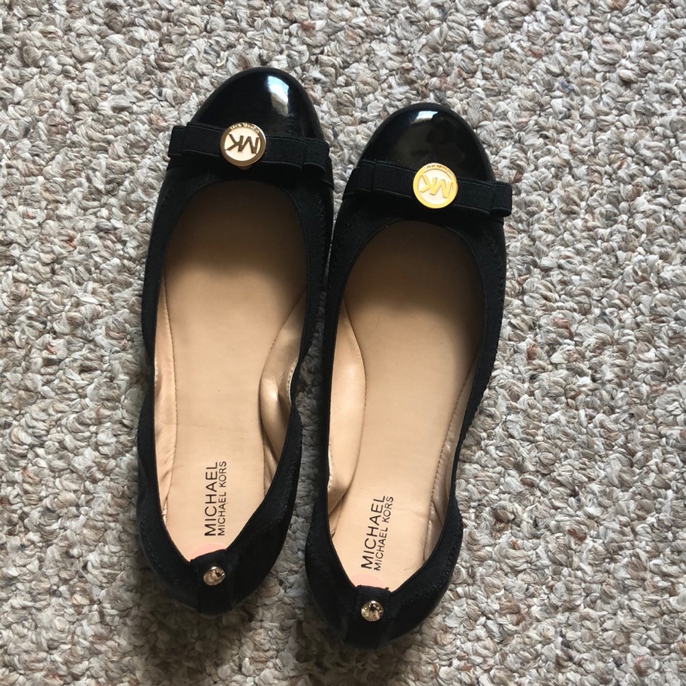 micheal kors flats